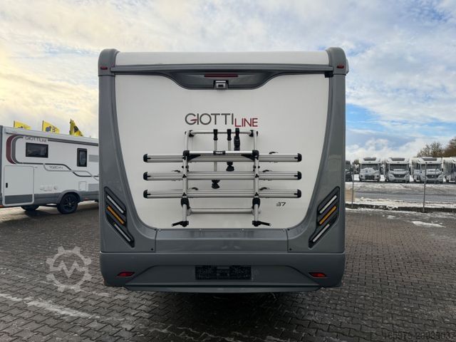 Semi-integrated camper GIOTTILINE Therry T37
