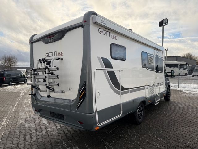Semi-integrated camper GIOTTILINE Therry T37