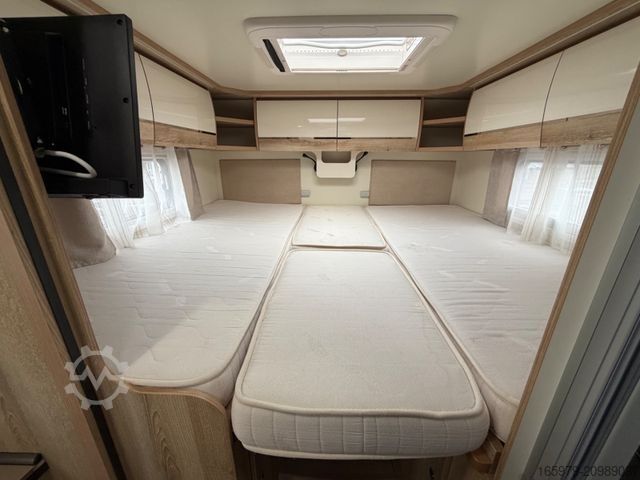 Semi-integrated camper GIOTTILINE Therry T37