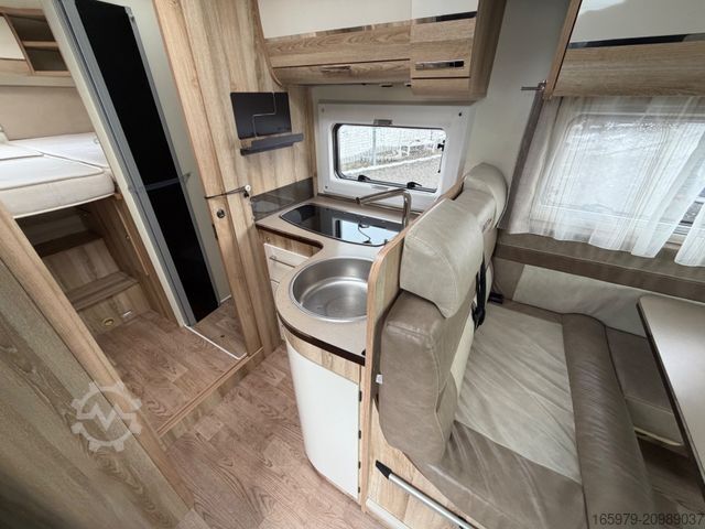 Semi-integrated camper GIOTTILINE Therry T37