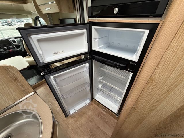 Semi-integrated camper GIOTTILINE Therry T37