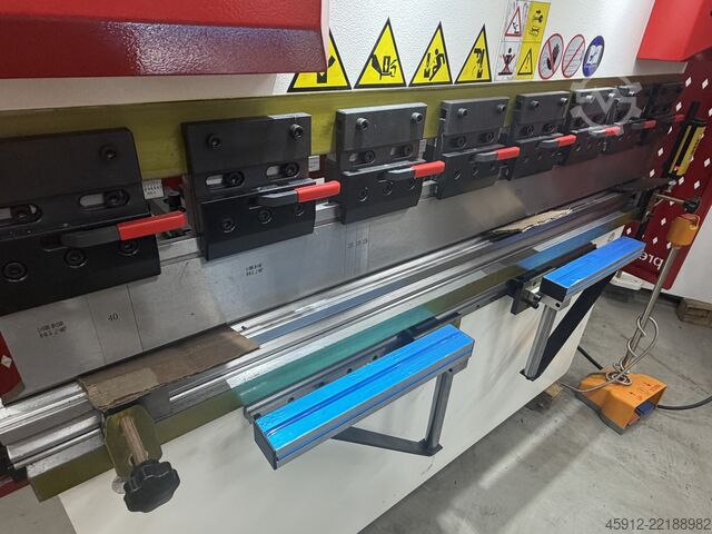 Press brake PRIMAPRESS 1600 x 30 Ton