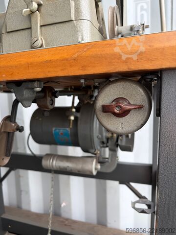 PFAFF 28-9 Cylinder-arm leather sewing machine 380V PFAFF 28-9 Maszyna do szycia skóry ramię cylindryczne 380V PFAFF 28-9 Maszyna do szycia skóry ramię cylindryczne 380V