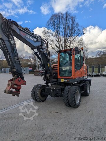 Mobile excavator Yanmar TW 95