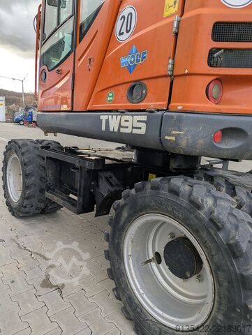 Mobile excavator Yanmar TW 95