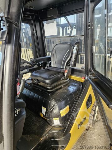 Diesel Forklift Yale GDP30UX