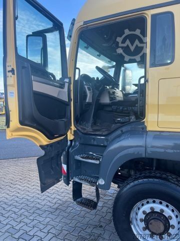 Standard tractor unit MAN 18.460 TGS 4x4 Hydrodrive, Klima Automat