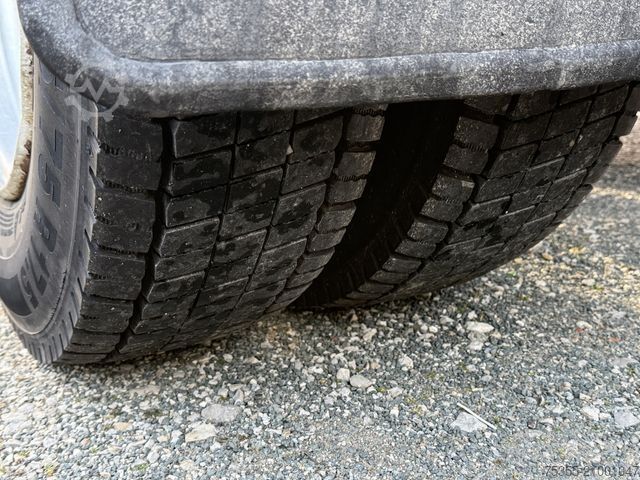 Van chassis MERCEDES-BENZ 814 Orig. 269.454km 8,45m Boot Boat Transporter