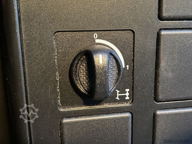 Curtain sider van IVECO EuroCargo ML 80E22 ACC 6,1m LBW KlimaOrig 21`Km!