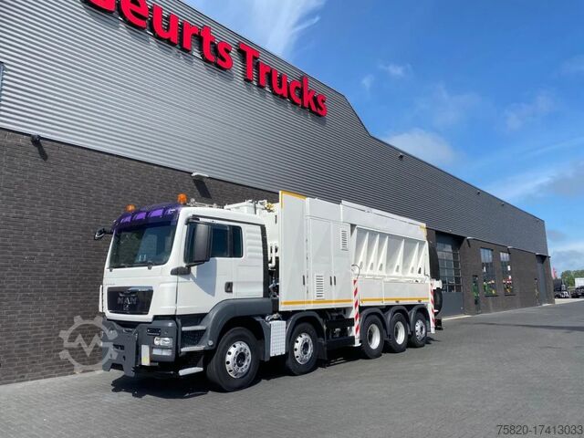 Suction vehicle MAN TGS 35.440 10X4-6 BL TRIDEM RSP SAUGBAGGER/SUCT...