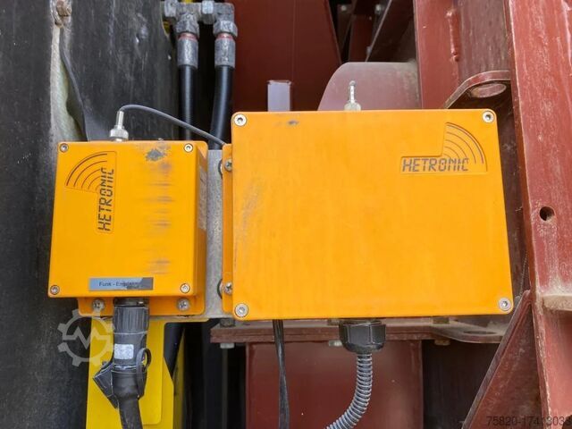 Suction vehicle MAN TGS 35.440 10X4-6 BL TRIDEM RSP SAUGBAGGER/SUCT...