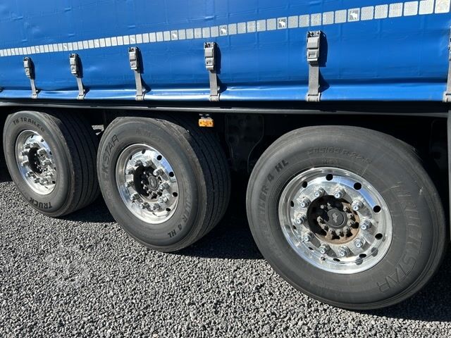 Open semitrailer with tarp Schmitz Cargobull SCS 24 Rungentaschen Alufelgen Palettenkasten