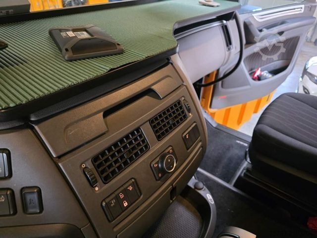 Standard SZM DAF XF 480 SC, ZF Intarder, Kühlschrank