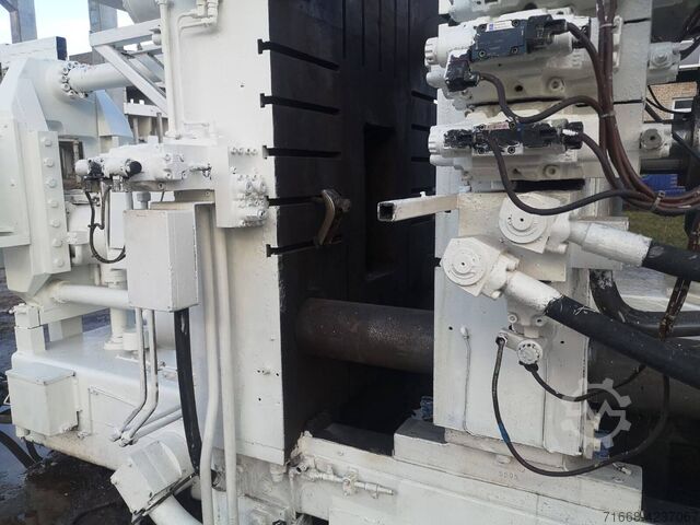 Diecasting machine Bühler H-800 B
