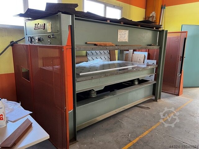 HEISSE PRESSE KOLMAG