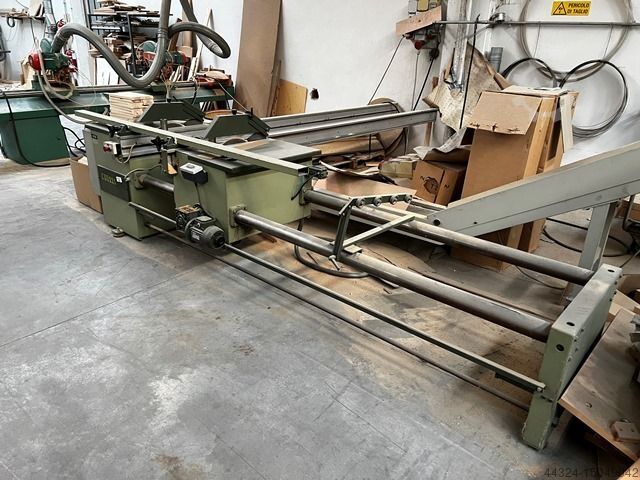 DOUBLE SIDED CUTTING SAW
