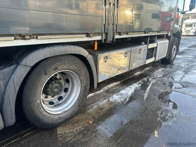 Autokran MERCEDES-BENZ Antos 2646 Baustoff Atlas 206.3 Lift/Lenk AHK