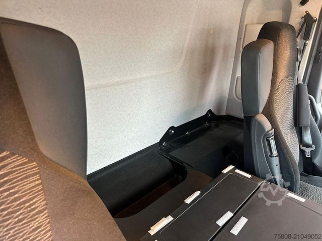 Autokran MERCEDES-BENZ Antos 2646 Baustoff Atlas 206.3 Lift/Lenk AHK