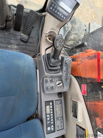 Radbagger Hitachi ZX 140 W-3