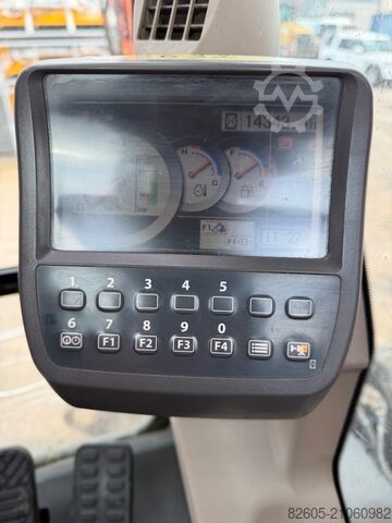 Radbagger Hitachi ZX 140 W-3