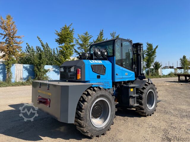 4x4 all terrain forklift 5T CE