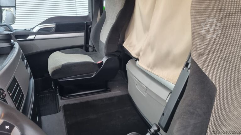 Standard SZM MAN TGX 18.500 BLS 4x2