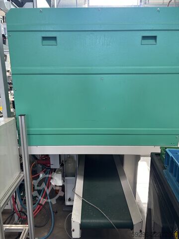 Injection molding machine Arburg 520E 1500-400