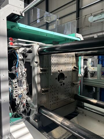 Injection molding machine Arburg 520E 1500-400