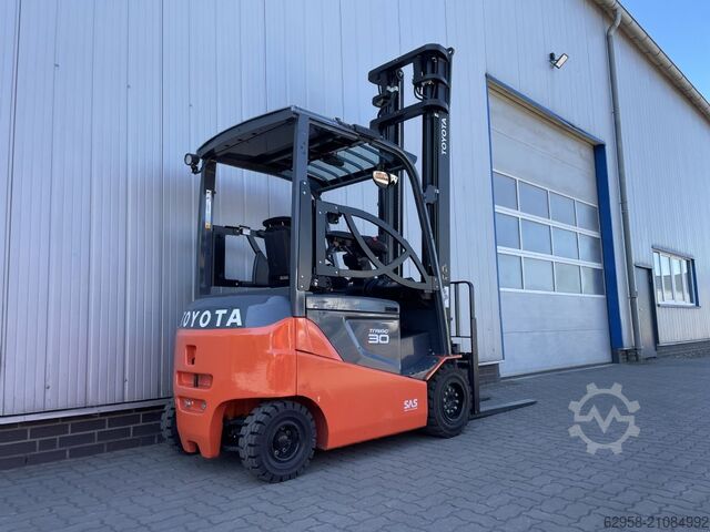 Elektro 4 Rad-Stapler Toyota 8FBMKT30 - AKKU 91%