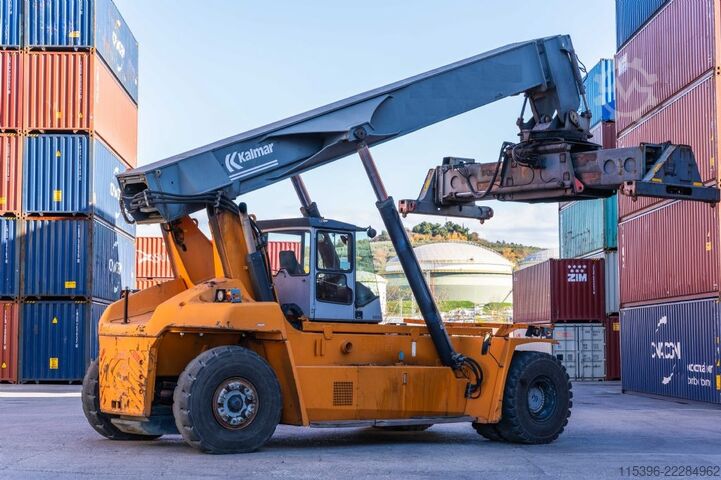 Vollcontainer Reachstacker Kalmar DRF450-60S5