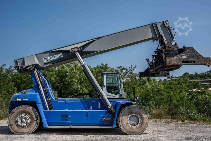 Vollcontainer Reachstacker Kalmar DRG450-60S5
