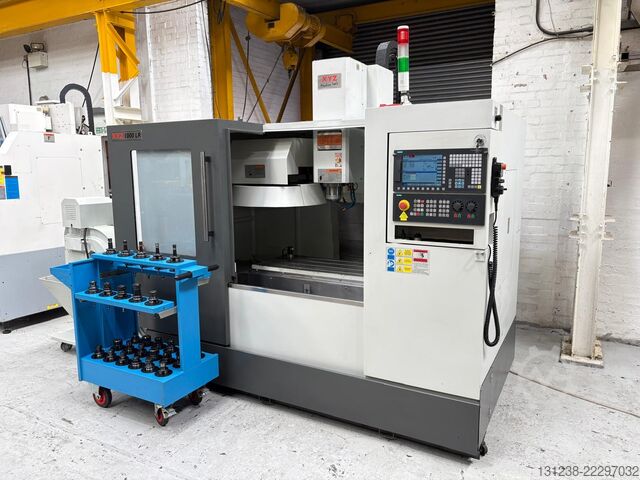 Milling machine XYZ 1000LR VMC Siemens 828D Control 