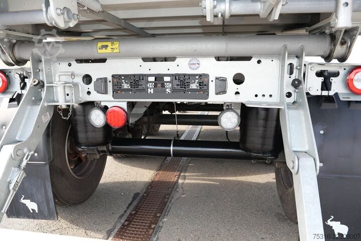 Semitrailer SCHMITZ GOTHA SKI 24 SL