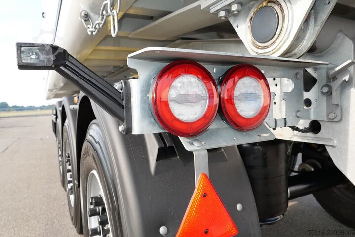 Semitrailer SCHMITZ GOTHA SKI 24 SL