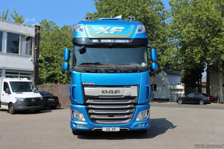 Standard tractor unit Daf 530 SSC  Navi  Kühlbox  Leder  Standklima   ACC
