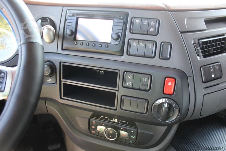 Standard tractor unit Daf 530 SSC  Navi  Kühlbox  Leder  Standklima   ACC