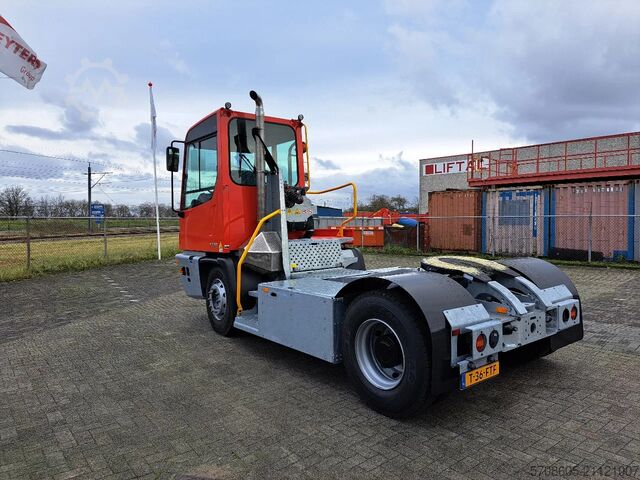 Terminal-Traktor Terberg YT 223 4x2 aangedreven terminal trekker