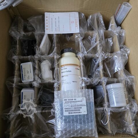 Spektralphotometer Shimadzu Solidspec 3700 Shimadzu SolidSpec-3700 UV-VIS-NIR