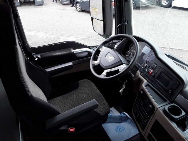 Standard SZM MAN TGX 18.460 4x2 BLS