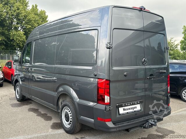 High top van VOLKSWAGEN Crafter Kombi Kasten 35 L3H3 4Motion AHK 270Türe