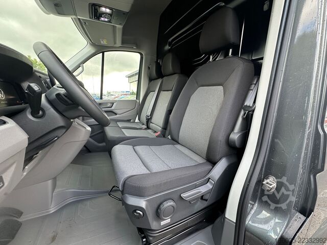 High top van VOLKSWAGEN Crafter Kombi Kasten 35 L3H3 4Motion AHK 270Türe