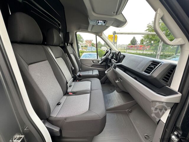 High top van VOLKSWAGEN Crafter Kombi Kasten 35 L3H3 4Motion AHK 270Türe