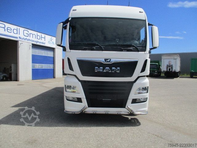 Flatbed truck with tarp MAN TGX 26.460, LBW mit 2.500 kg, Retarder