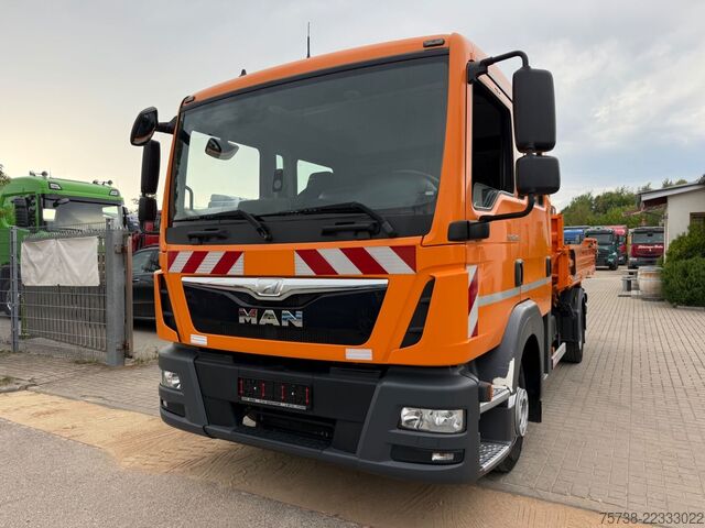 Tipper truck MAN TGL 12.250 Meiller/DoKa 6Sitze/2xAHK/Klima/EURO6