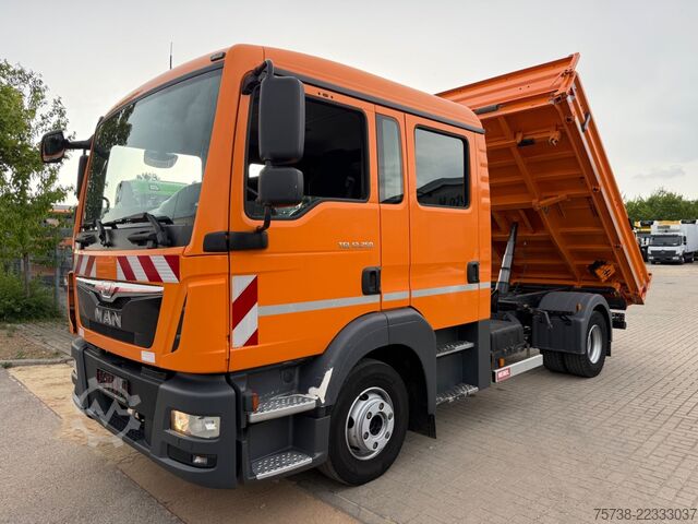 Three-sided tipper truck MAN TGL 12.250 Meiller/DoKa 6Sitze/2xAHK/Klima/EURO6