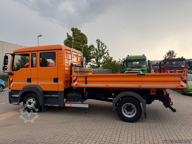 Three-sided tipper truck MAN TGL 12.250 Meiller/DoKa 6Sitze/2xAHK/Klima/EURO6