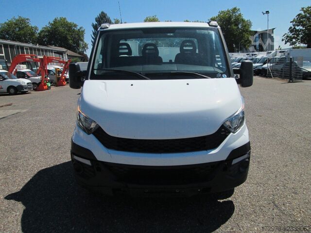Van chassis IVECO 35 C13*Fahrgestell*