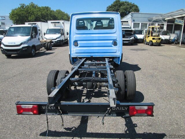Van chassis IVECO 35 C13*Fahrgestell*