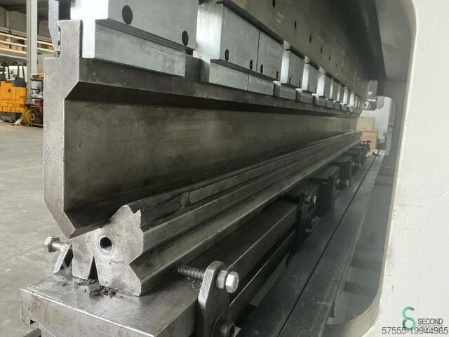 Abkantpressen Darley AP 110x3100 1979 Darley AP 110x3100