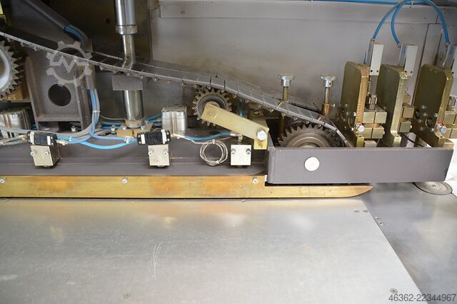 Veneer gluing machine FISHER+RUCKLE OMNIMASTER